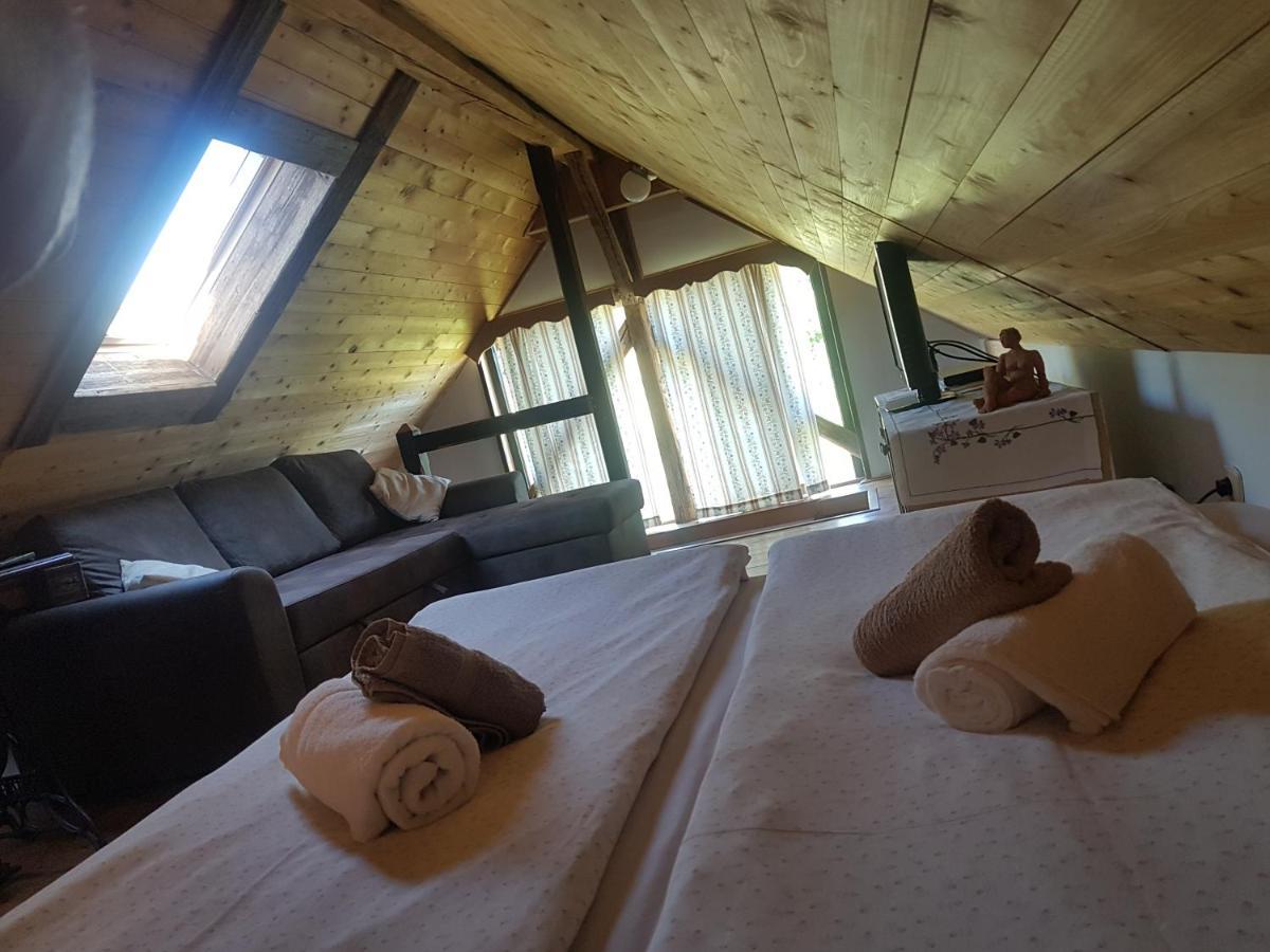 Chalets Toplak Sveti Duh na Ostrem Vrhu Bagian luar foto